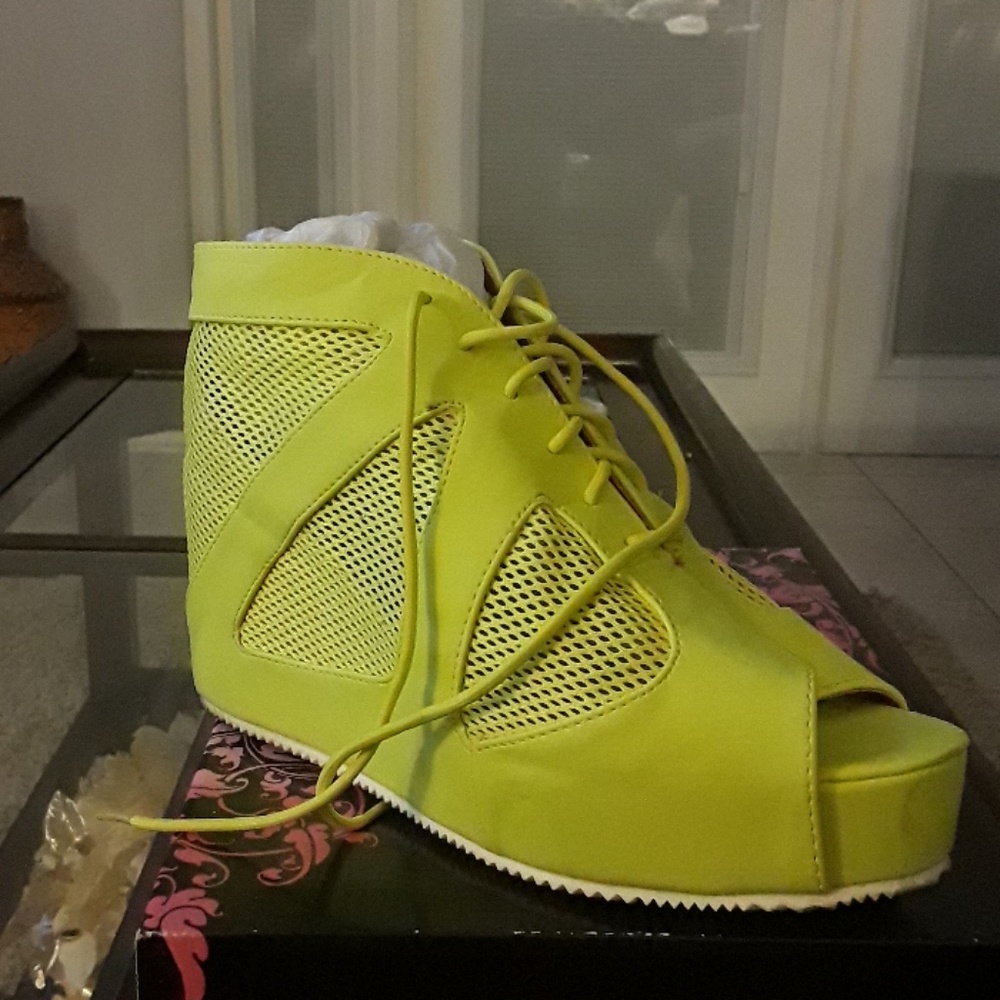 Shoes